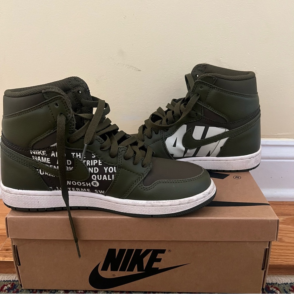 Jordan 1 Sneakers